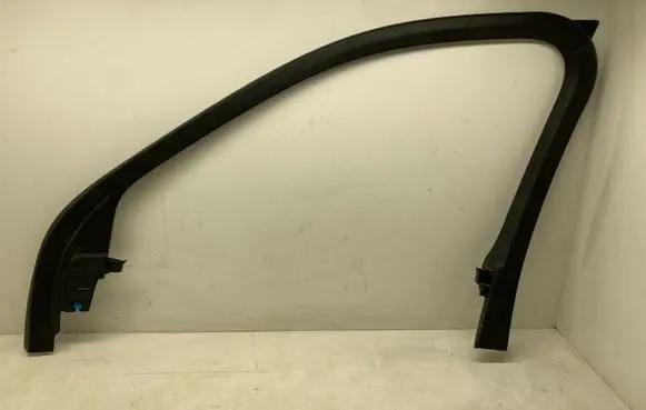 Volvo XC90 Front door window/glass frame 31393871