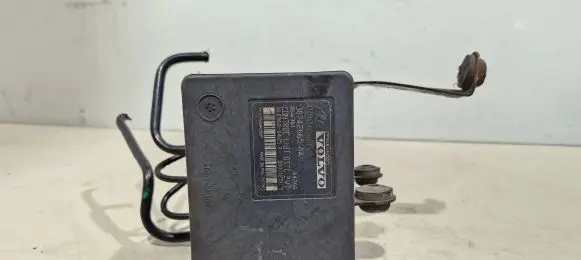 Volvo V50 ABS Pump 30742665