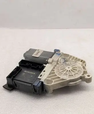 Volkswagen PASSAT B6 Front door window regulator motor 1K0959793L F005S00294 974627103