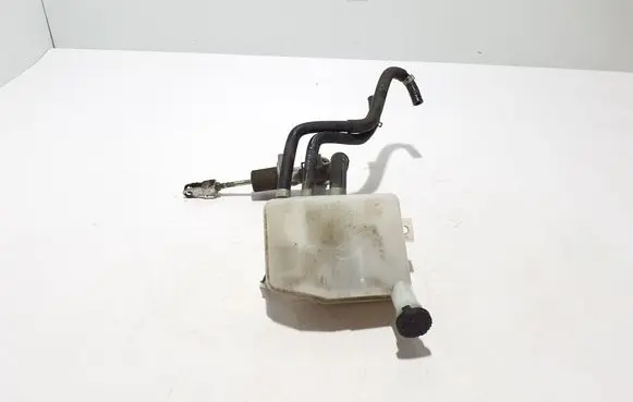 Nissan Cab Star Master brake cylinder 46010MB60A