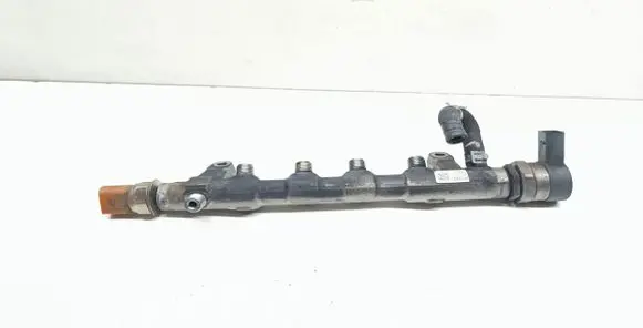 Volkswagen PASSAT CC Fuel main line pipe 03L089N