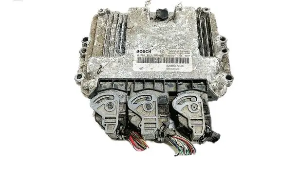 Suzuki Grand Vitara II Engine control unit/module 8200518648