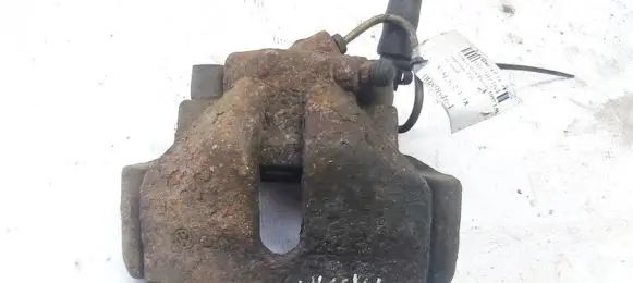 Volkswagen PASSAT B5 Front brake caliper
