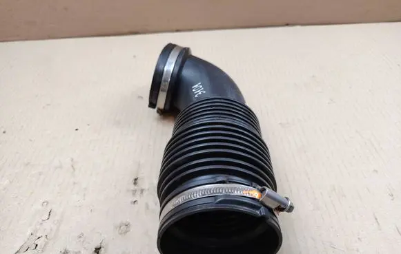 Mercedes-Benz CLA C117 X117 W117 Air intake duct part A6510902242