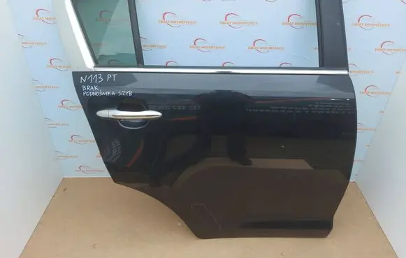 KIA Sportage Rear door 