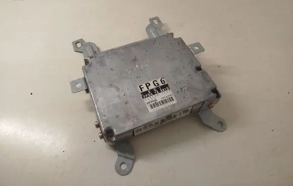 Mazda Premacy Engine control unit/module 2797001753 FPG618881D