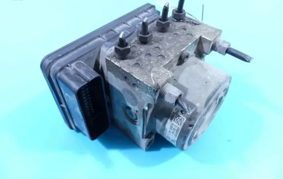 Dacia Dokker ABS Pump 476605810R IMPRK1237738