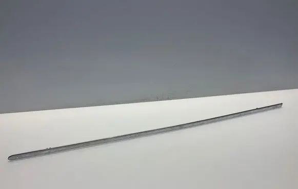 Mercedes-Benz S W221 Rear door trim (molding) A2216904480 2216904480