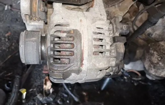 Skoda Fabia Mk1 (6Y) Generator/alternator 038903023l 0124325001