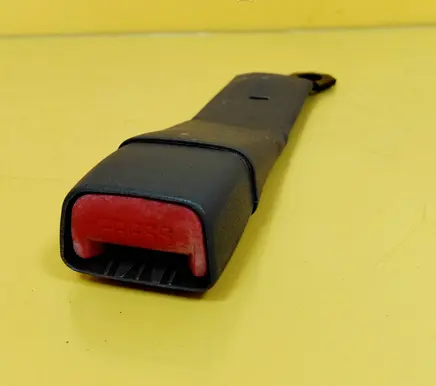 Chrysler PT Cruiser Front seatbelt buckle