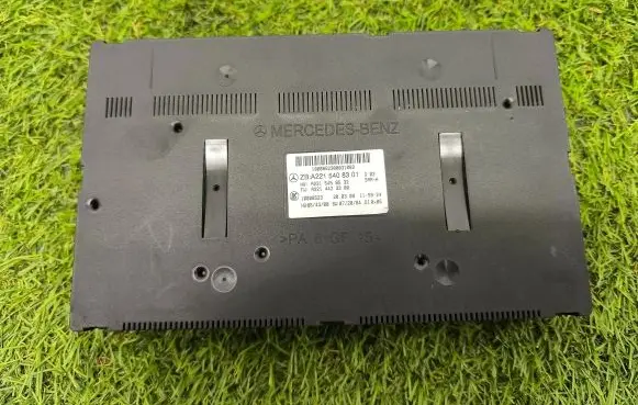 Mercedes-Benz S W221 SAM control unit A2215408301 A2214423300
