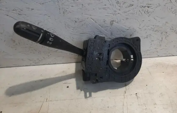 Chrysler Voyager Indicator stalk 05082123AA