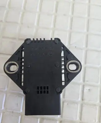 BMW X3 E83 ESP acceleration yaw rate sensor 3417699 0265005644