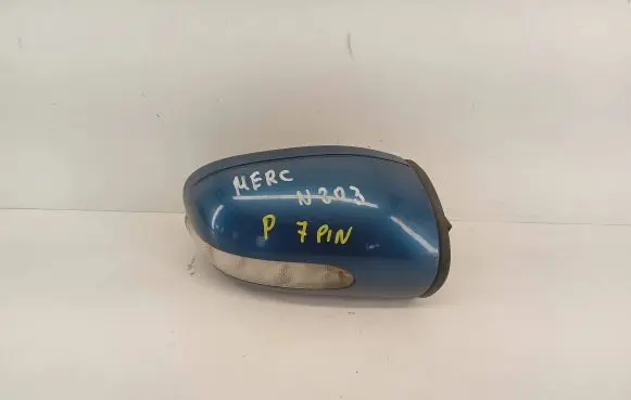 Mercedes-Benz C W203 Front door electric wing mirror 