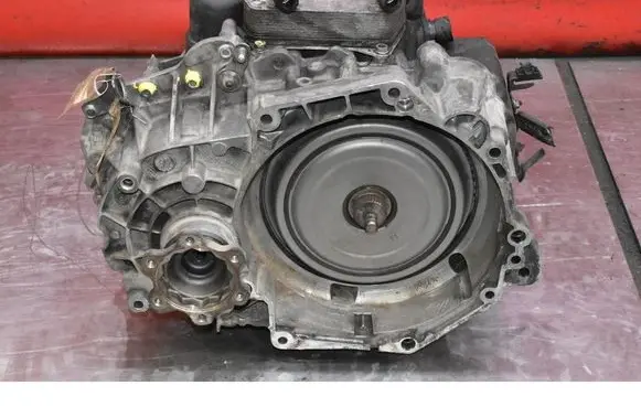 Volkswagen PASSAT CC Manual 6 speed gearbox LQT