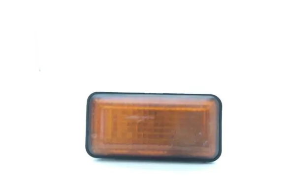 Volkswagen Golf III Front fender indicator light 1H0949117A