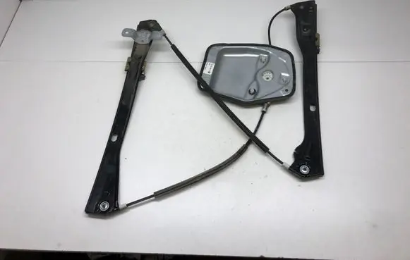 Volkswagen Golf V Front window lifting mechanism without motor 1K5837462B
