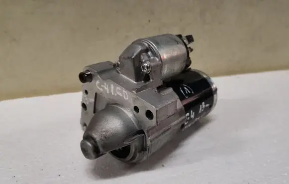 Citroen C4 Grand Picasso Starter motor 9801667780 980166778000 M000T22473