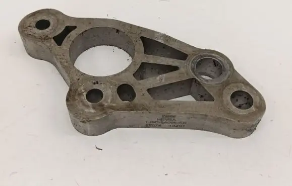 Ford Mustang Mach-E Hybrid/electric vehicle battery bracket LJ9C5A095AD