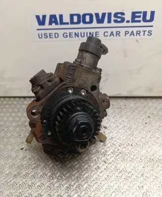 Opel Vivaro Fuel injection high pressure pump 0445010223 8200934657 6072087