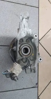Nissan Murano Z51 Front wheel hub spindle knuckle