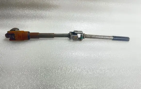 Audi A4 S4 B7 8E 8H Prop shaft universal joint 052032