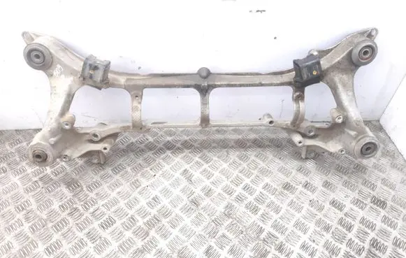 Honda Legend III KA9 Front subframe