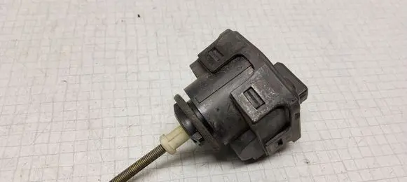 Audi A6 S6 C4 4A Headlight level adjustment motor 4A0941295 00728210