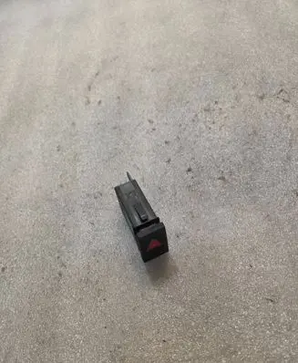 Volkswagen PASSAT B5.5 Hazard light switch 3B0953235D PA66GF30