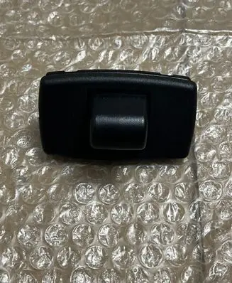Sun visor clip/hook/bracket