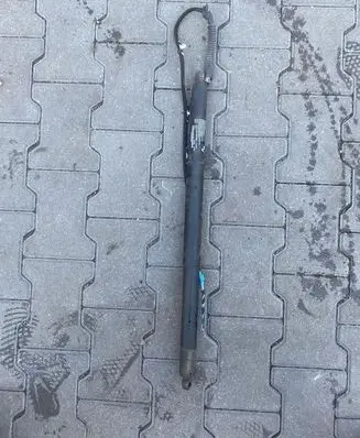 BMW X3 F25 Tailgate strut 