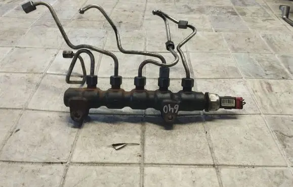 Peugeot 407 Fuel main line pipe 9654592680