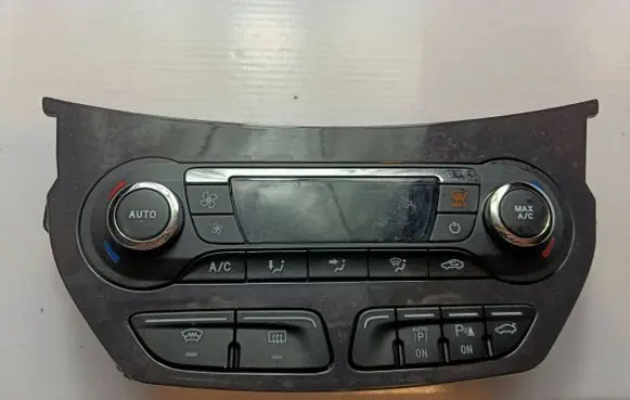 Ford Kuga II Climate control unit DV4T18C612AC WL0A09233 AM5T18K574AC
