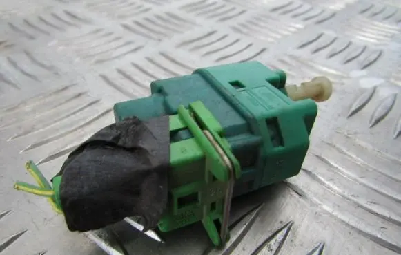 Ford Focus Brake pedal sensor switch 84bb9c872ac 84bb-9c872-ac