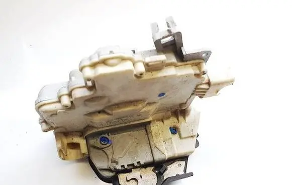 Audi A4 S4 B7 8E 8H Front door lock 8E2837016AA