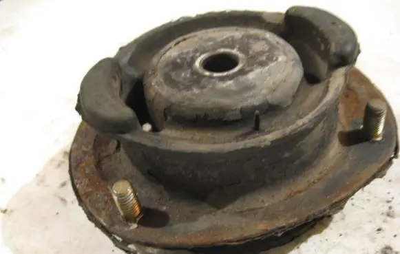 Mercedes-Benz 190 W201 Coil spring mount 