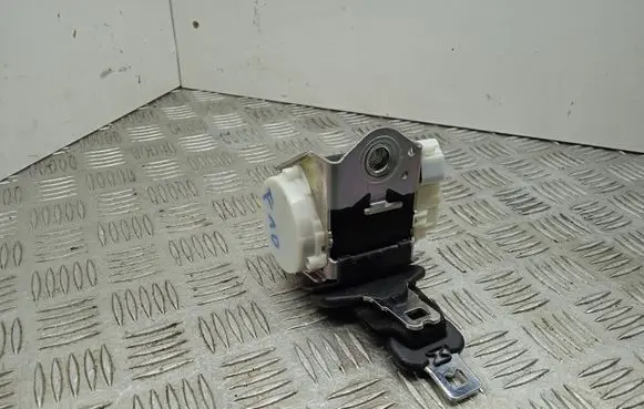 BMW 5 F10 F11 Middle seatbelt (rear) 34036732A