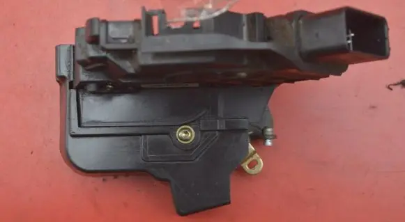 Ford Focus C-MAX Rear door lock 3M5A-R26412-BM
