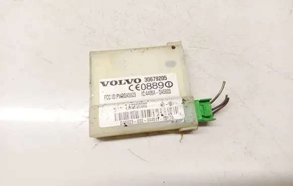 Volvo XC90 Alarm control unit/module 30679205