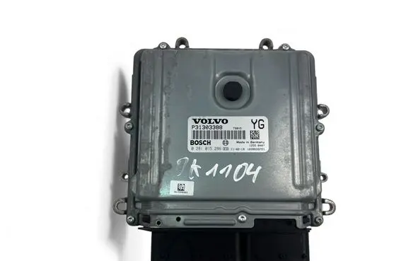Volvo S60 Engine control unit/module ECU P31303388 0281015286