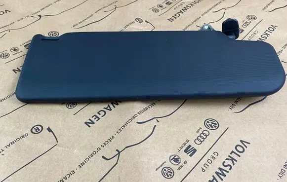 Volkswagen Beetle A5 Sun visor clip/hook/bracket 