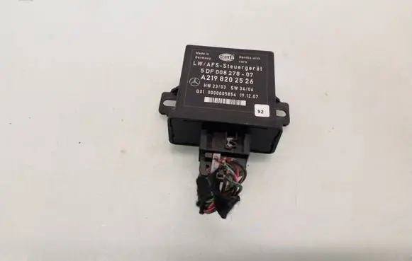 Mercedes-Benz R W251 Light module LCM A2198202526