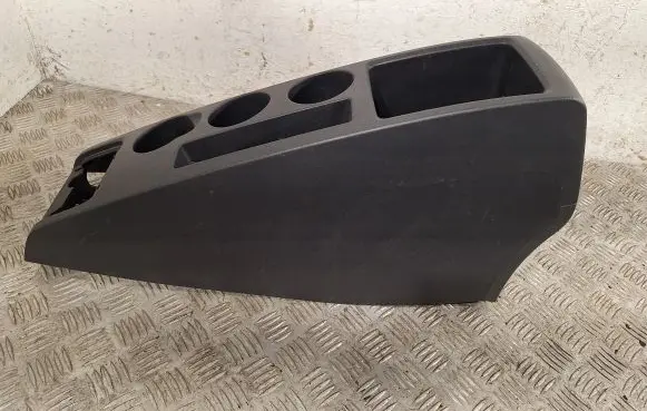 Toyota Corolla Verso AR10 Center console 589010F010B0 589110F010