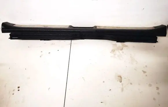 Toyota Avensis T250 Other trunk/boot trim element 5838705090 58387-05090