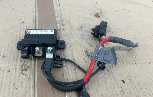 Mercedes-Benz E W212 Charging relay A0009822023 1110029 07570500