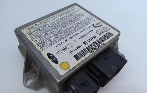 Ford Mondeo Mk III Airbag control unit/module 1S7T14B056