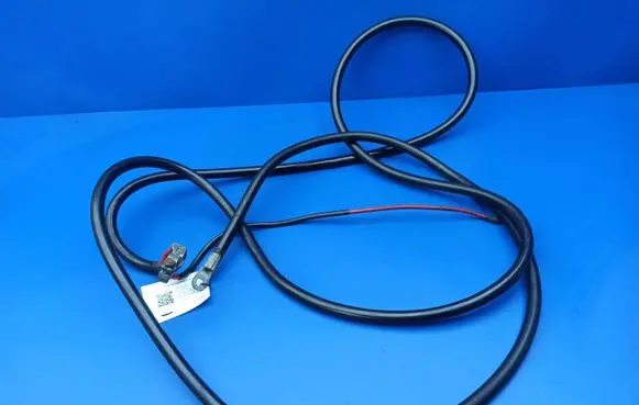 Mercedes-Benz S W140 Positive cable (battery)