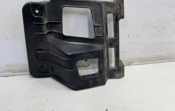 KIA Stinger Rear bumper mounting bracket 86685J5000