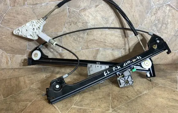 Mercedes-Benz CL C215 Front door electric window regulator 