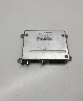 Mercedes-Benz C W203 Bluetooth control unit module A2118700026
